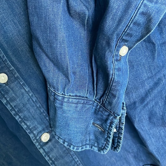 Uniqlo Men Denim shirt - Picture 4 of 5